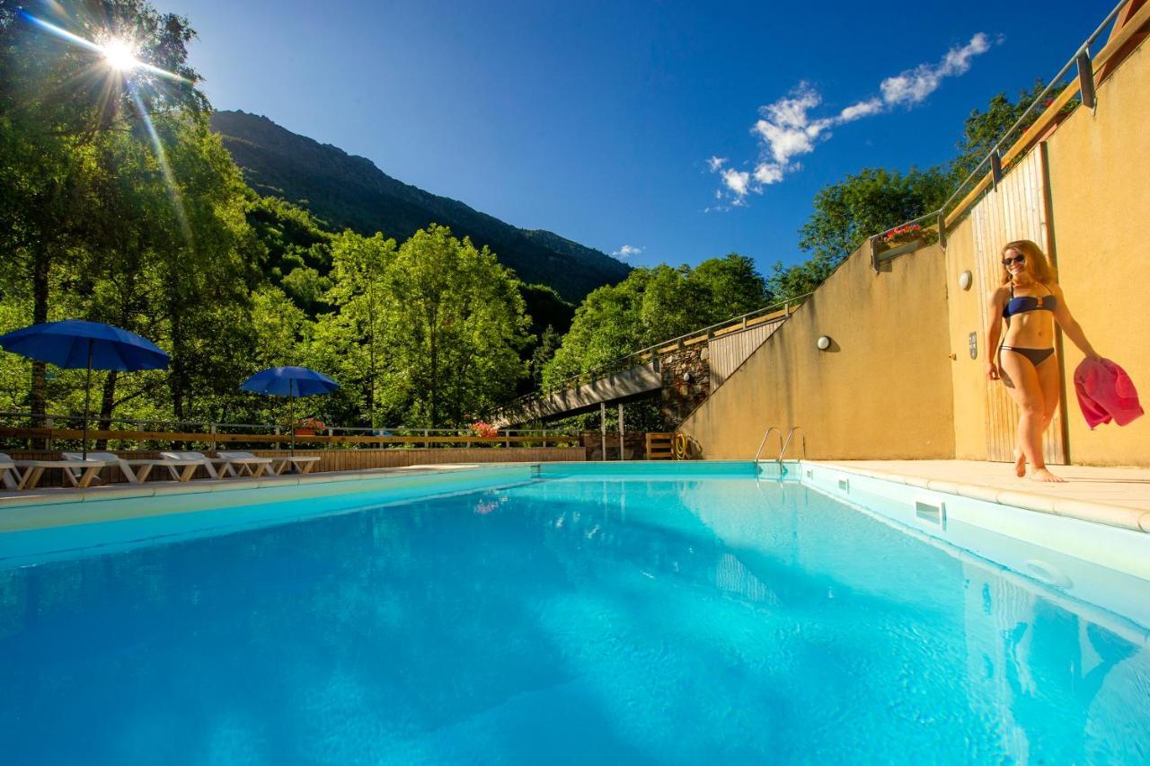 Village Vacances De Marc Auzat Esterno foto
